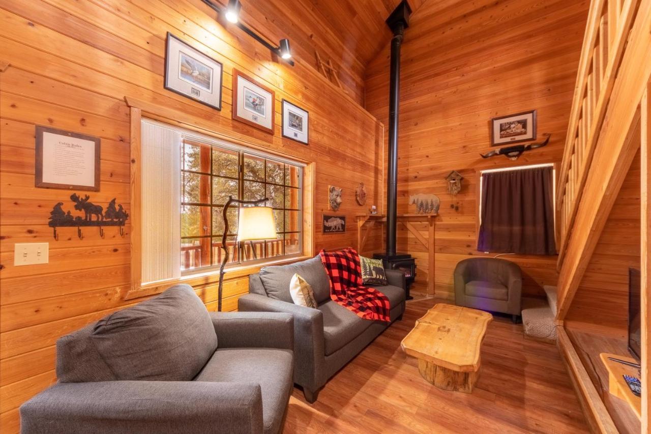 Cabin #4 The Wolves Den - Pet Friendly- Sleeps 6 - Playground & Game Room بايسون المظهر الخارجي الصورة